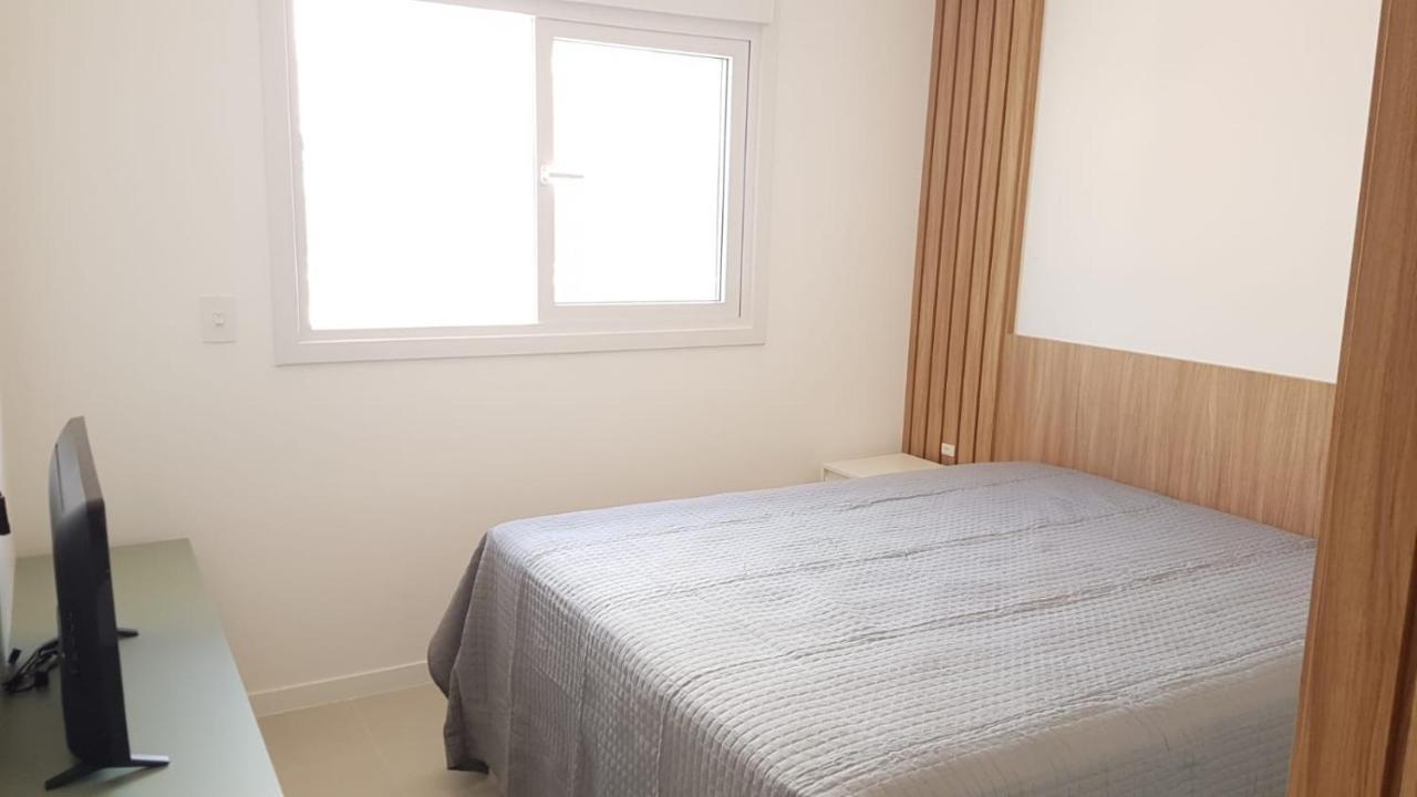 Apartamento De Alto Padrão à 200 Metros Na Praia Dos Ingleses Em Apartamento Florianópolis
